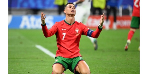 CRISTIANO RONALDO participou em todos os jogos da selecção portuguesa